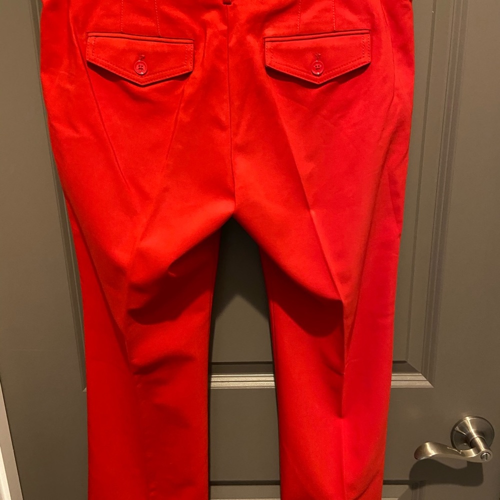 Red woman’s pants.